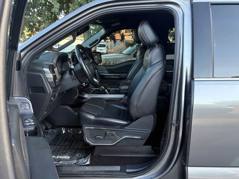 Used 2022 Ford F150 Platinum w/ FX4 Off-Road Package AWD/4WD image 8