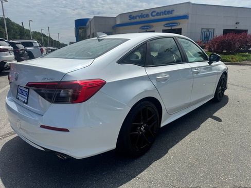 Used 2022 Honda Civic Sport image 6