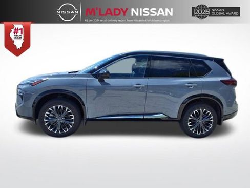 New 2025 Nissan Rogue Platinum w/ Tech Package image 4