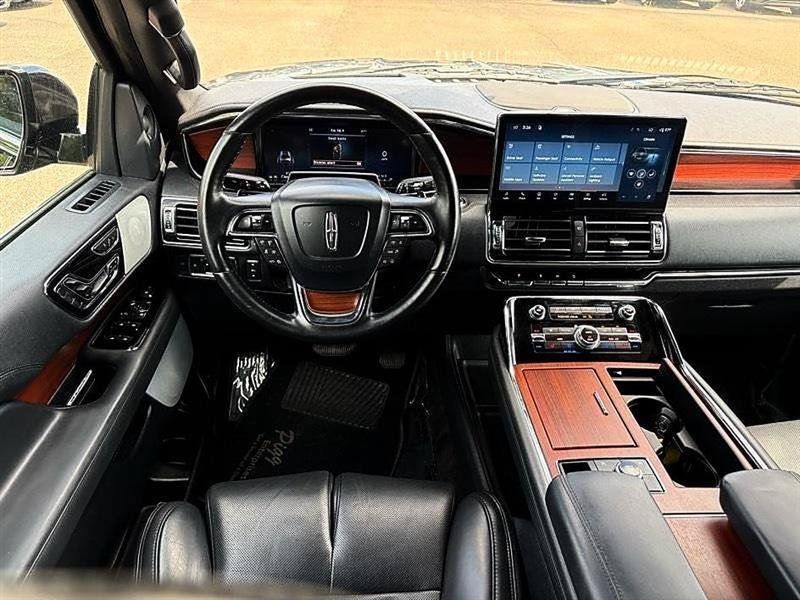 Used 2022 Lincoln Navigator Reserve AWD/4WD image 42