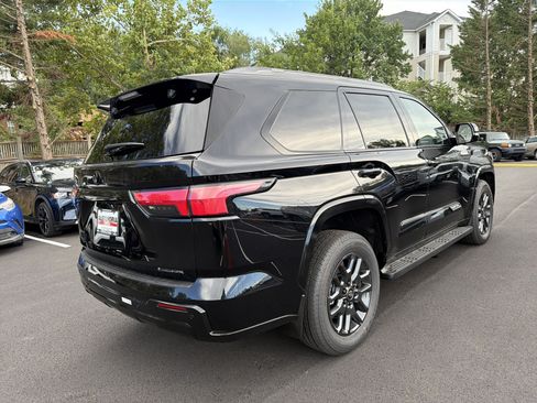 New 2026 Toyota Sequoia Platinum AWD/4WD image 5