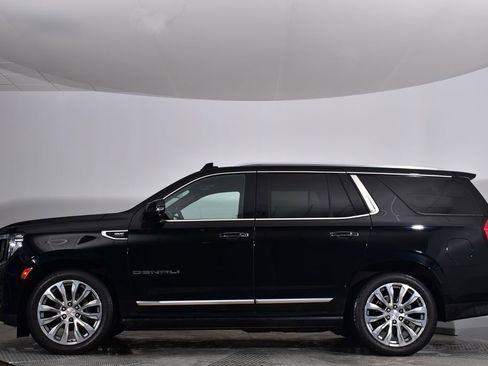 Used 2022 GMC Yukon Denali w/ Denali Ultimate Package image 2