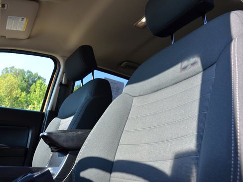 Used 2019 Ford Ranger XLT w/ FX4 Off-Road Package image 19