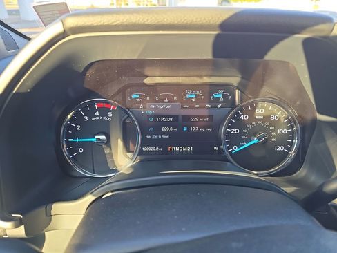 Used 2018 Ford F350 Platinum image 10