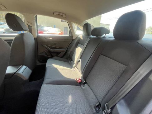 Used 2019 Volkswagen Jetta S w/ Driver Assistance Package image 27