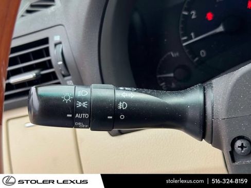 Used 2011 Lexus RX 350 AWD w/ Premium Pkg image 29