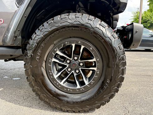 Used 2026 Jeep Wrangler Unlimited Rubicon AWD/4WD image 38