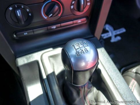 Used 2008 Ford Mustang Shelby GT500 RWD image 17
