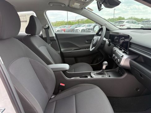 New 2026 Hyundai Kona SE FWD image 23