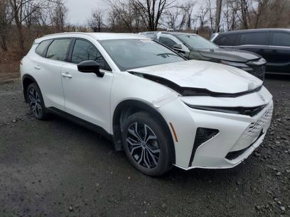 Used 2025 Toyota Crown Signia SIGNIA XLE w/ Tow-Hitch Package (TMS)