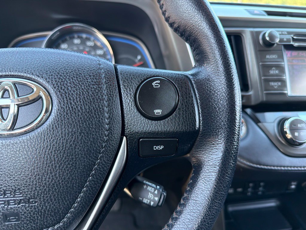 Used 2013 Toyota RAV4 Limited AWD/4WD image 17