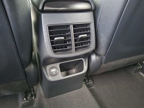 Used 2022 Kia Seltos S image 12