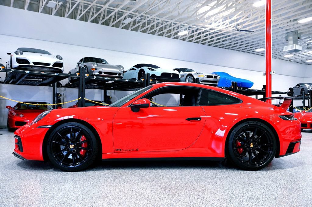 Used 2024 Porsche 911 Carrera S RWD image 3