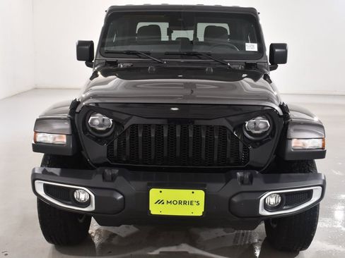 Used 2024 Jeep Gladiator Sport AWD/4WD image 3