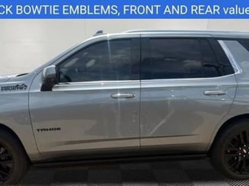 Used 2024 Chevrolet Tahoe High Country AWD/4WD image 9