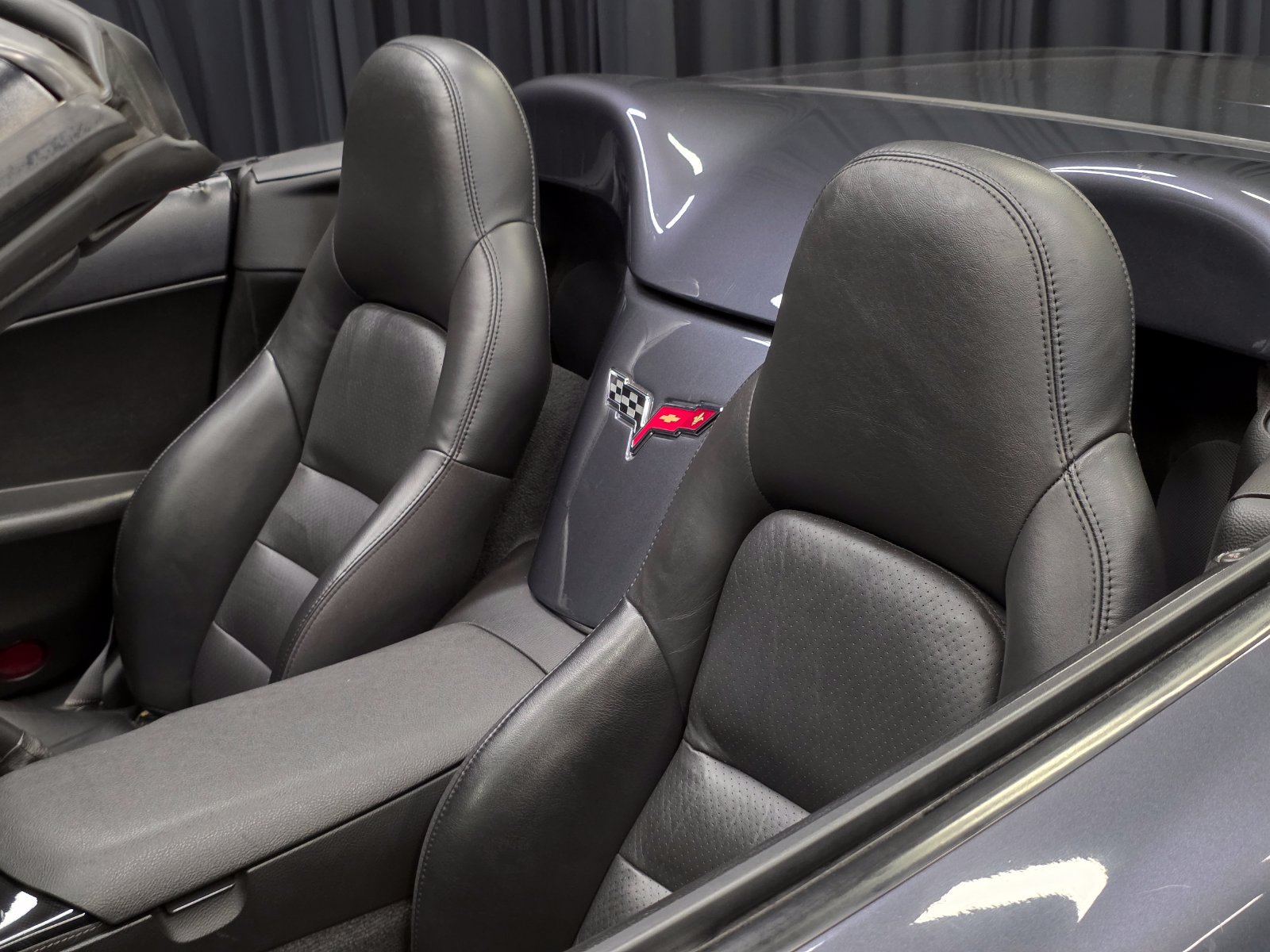 Used 2009 Chevrolet Corvette Convertible w/ Preferred Equipment Group RWD image 19