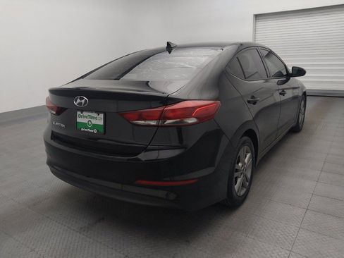 Used 2017 Hyundai Elantra SE image 9