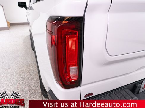 Used 2024 GMC Sierra 1500 AT4X AWD/4WD image 9