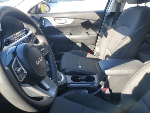 Used 2023 Kia Forte LXS image 10