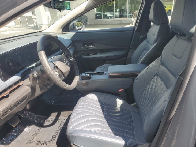 Used 2023 Nissan Ariya AWD/4WD image 14