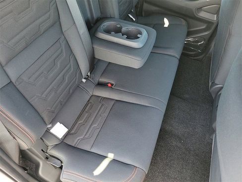 New 2025 Nissan Frontier PRO-4X w/ Pro Convenience Package image 17