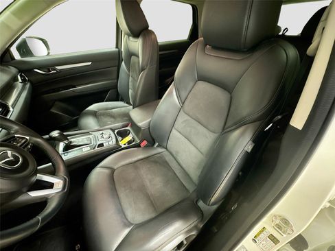 Used 2020 MAZDA CX-5 Touring image 18