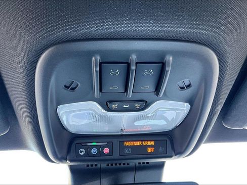 New 2026 GMC Canyon Denali w/ LPO, Denali Black Edition AWD/4WD image 19