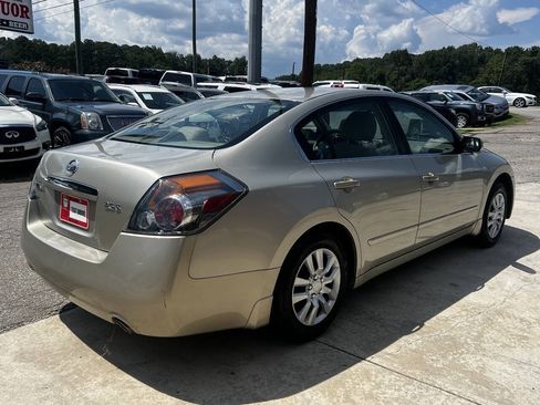 Used 2009 Nissan Altima 2.5 S w/ Convenience Pkg FWD image 6