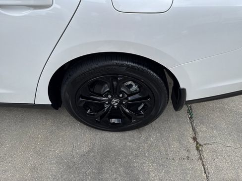 New 2025 Honda Accord SE image 4