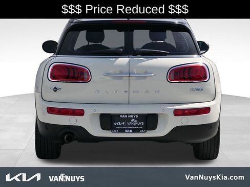 Used 2018 MINI Cooper Clubman FWD image 5