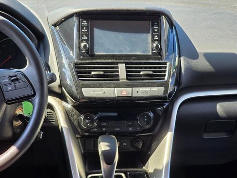 Used 2025 Mitsubishi Eclipse Cross ES AWD/4WD image 6