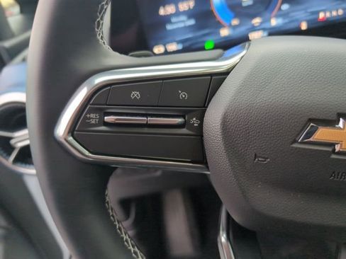 New 2025 Chevrolet Equinox EV LT w/ Convenience Package II image 17