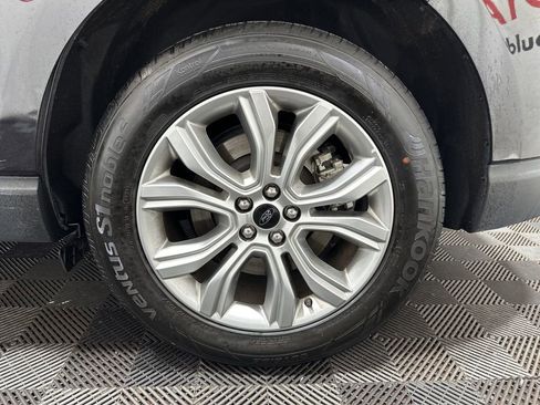 Used 2024 Ford Edge Titanium image 34