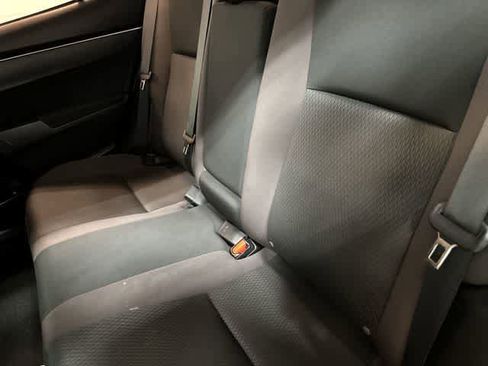 Used 2018 Toyota Corolla LE FWD image 11