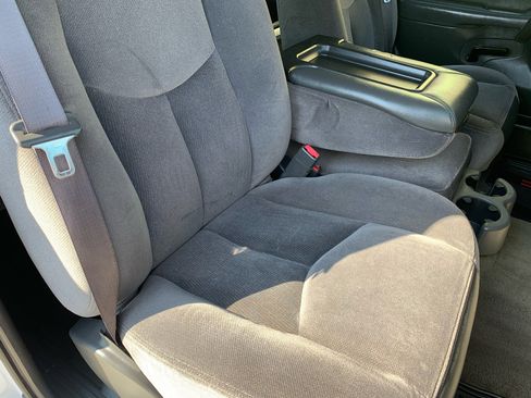 Used 2005 GMC Sierra 2500 SLE image 14