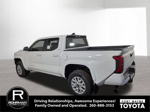 New 2026 Toyota Tacoma SR5 AWD/4WD image 10