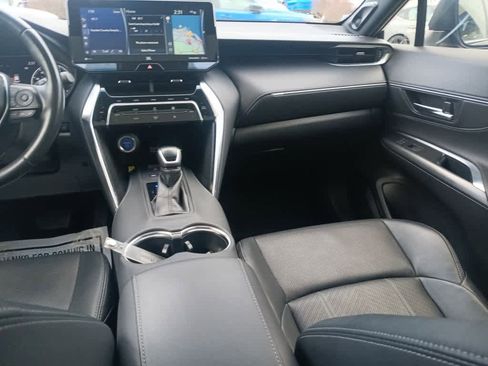 Used 2021 Toyota Venza Limited w/ Advanced Technology Package image 20