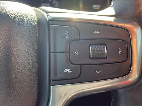 Used 2023 Chevrolet Silverado 1500 LT AWD/4WD image 31