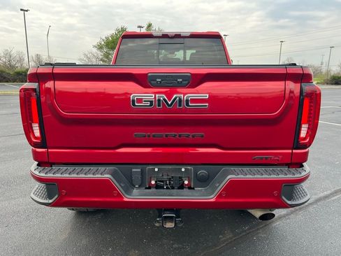 Used 2022 GMC Sierra 2500 AT4 w/ AT4 Premium Plus Package image 4