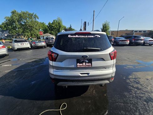 Used 2019 Ford Escape Titanium AWD/4WD image 9