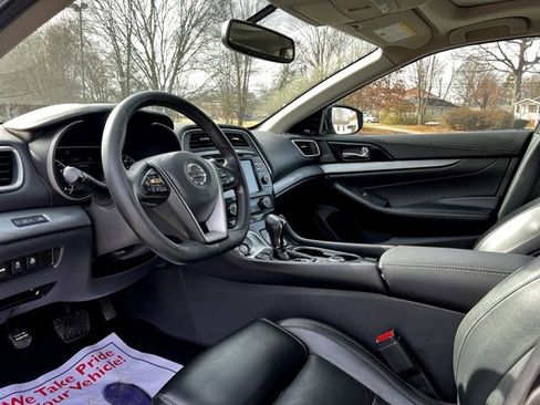 Used 2017 Nissan Maxima 3.5 SL image 11