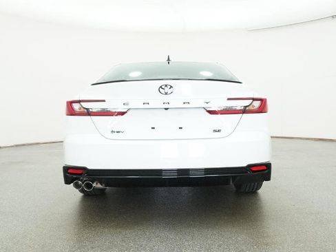 New 2026 Toyota Camry Hybrid image 40