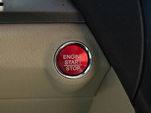 Used 2014 Acura RDX Sport Utility 4D image 32