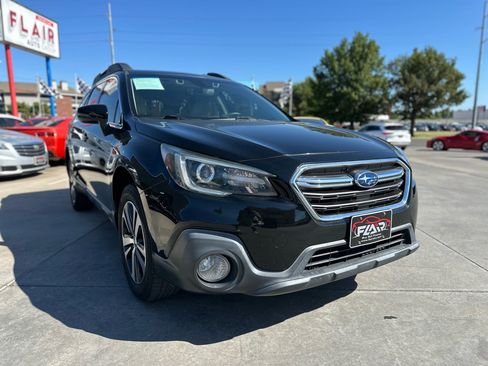 Used 2019 Subaru Outback 2.5i Limited image 1