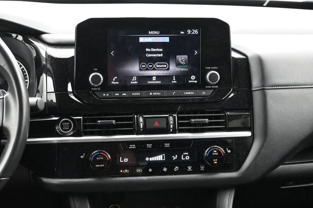 Used 2024 Nissan Pathfinder SV FWD image 7