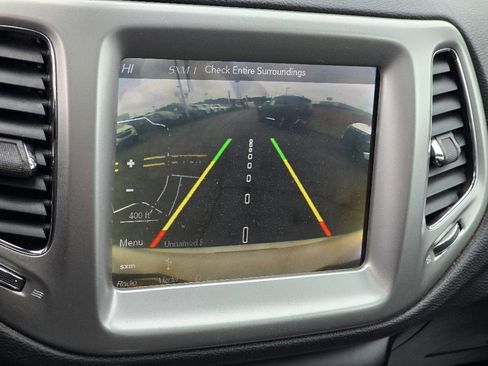 Used 2018 Jeep Compass Latitude w/ Popular Equipment Group image 5