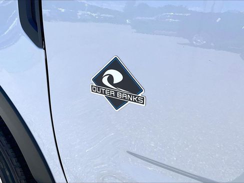 New 2026 Ford Bronco Sport Outer Banks w/ Outer Banks Tech Package+ AWD/4WD image 12