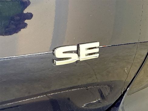 New 2026 Mitsubishi Outlander SE FWD image 32