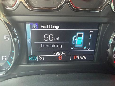 Used 2018 Chevrolet Tahoe LT w/ Luxury Package RWD image 12