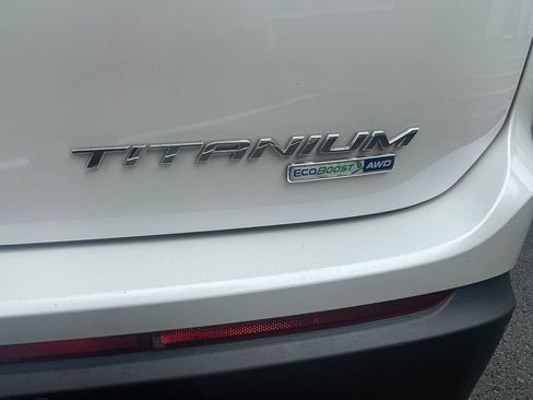 Used 2016 Ford Edge Titanium w/ Canadian Touring Package AWD/4WD image 14